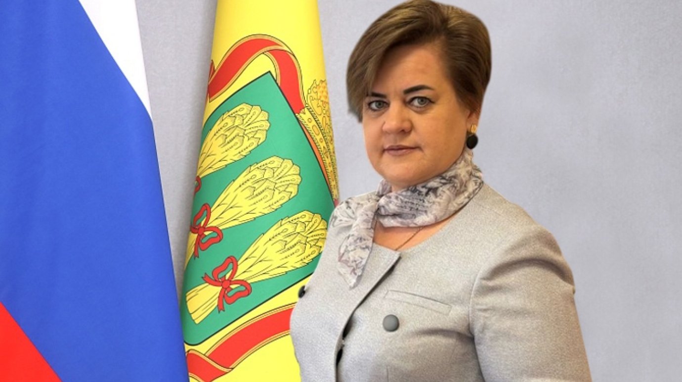 Исполнять обязанности министра образования будет Лариса Казакова