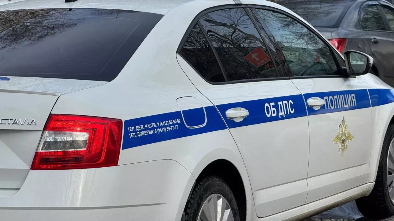 Установлена личность водителя, сбившего ребенка на Ладожской