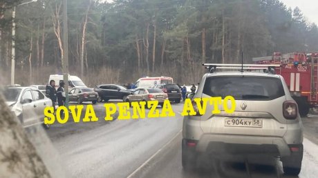 В ДТП с участием 3 машин в Пензе пострадал человек