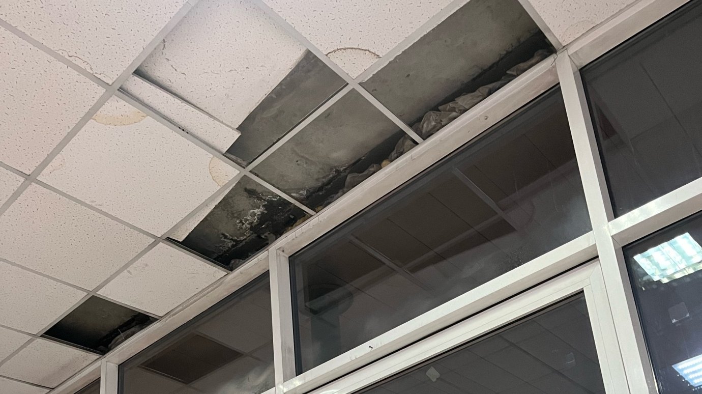 Течет крыша: в «Буртасах» начали плановый ремонт