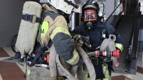 В спортивном магазине Кузнецка потушили условный пожар