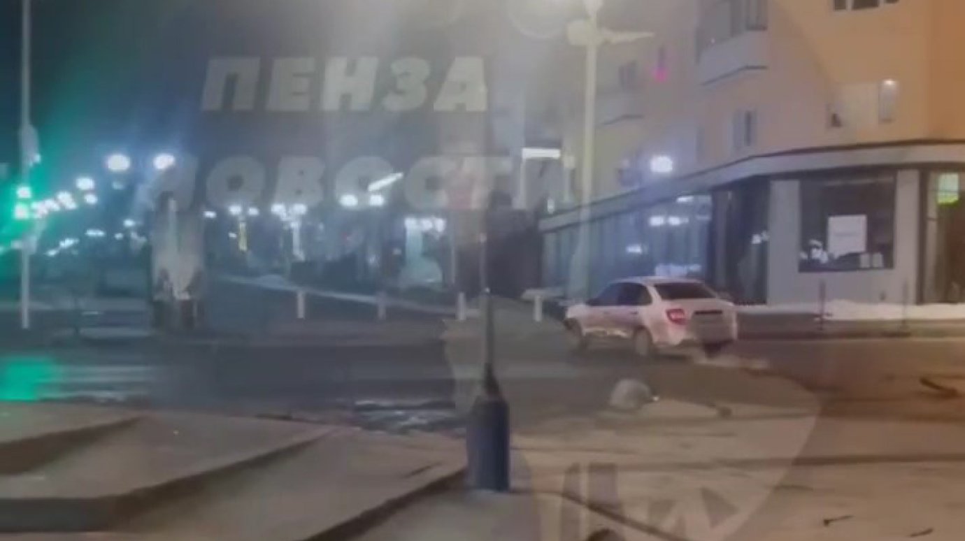 «Народ бунтует»: в Сети обсуждают выходку водителя на Московской