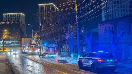 При пожаре на улице Кураева пострадала женщина