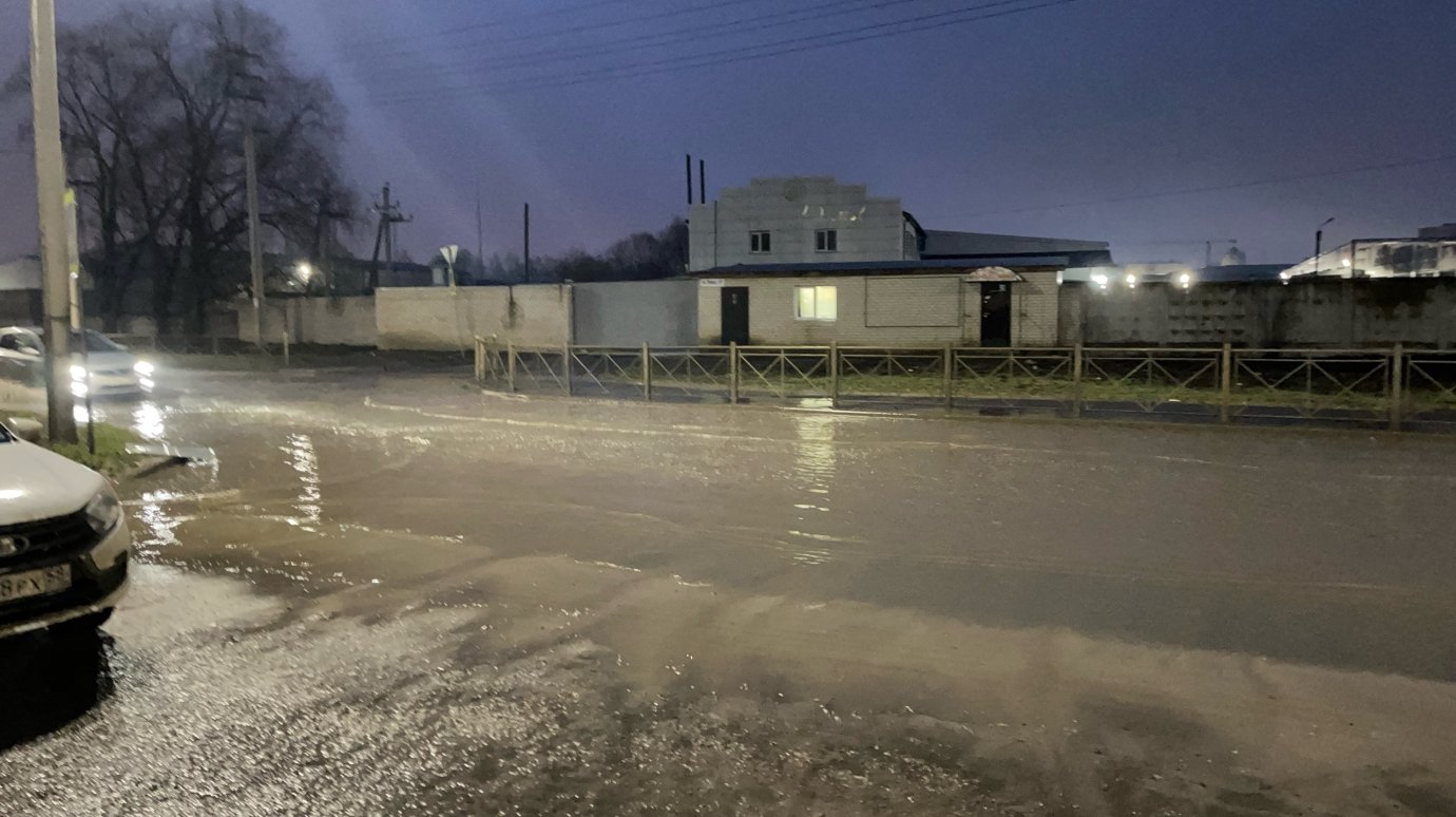 В Пензе улица Рябова вновь ушла под воду