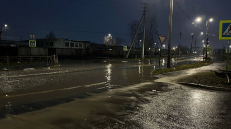 В Пензе улица Рябова вновь ушла под воду