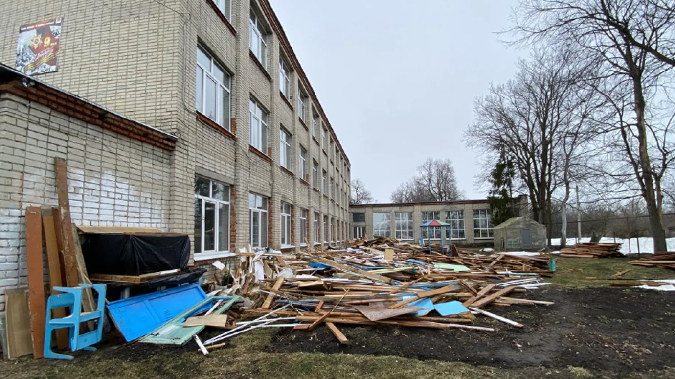 Ученики голицынской школы ездят на уроки в соседнее село