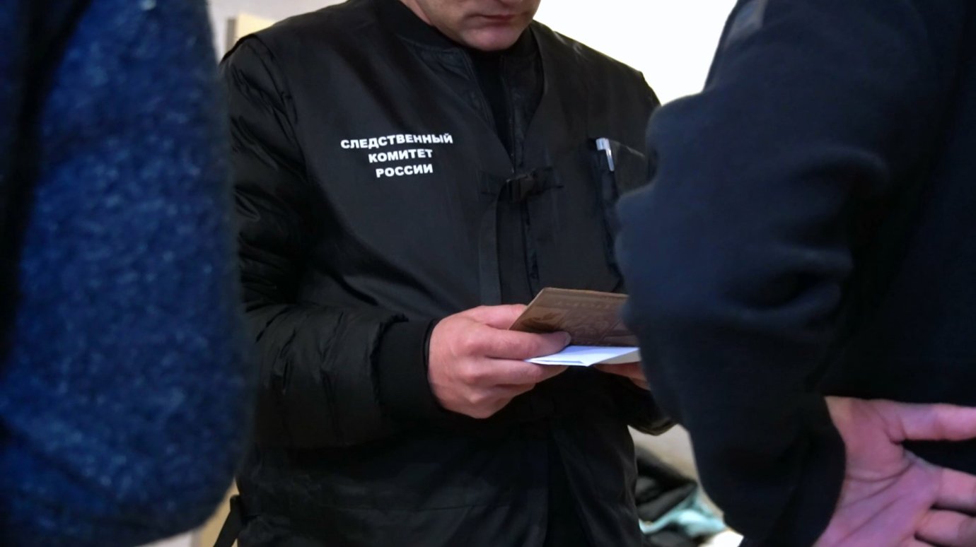 В Пензе 7 новых граждан России получили повестки в военкомат