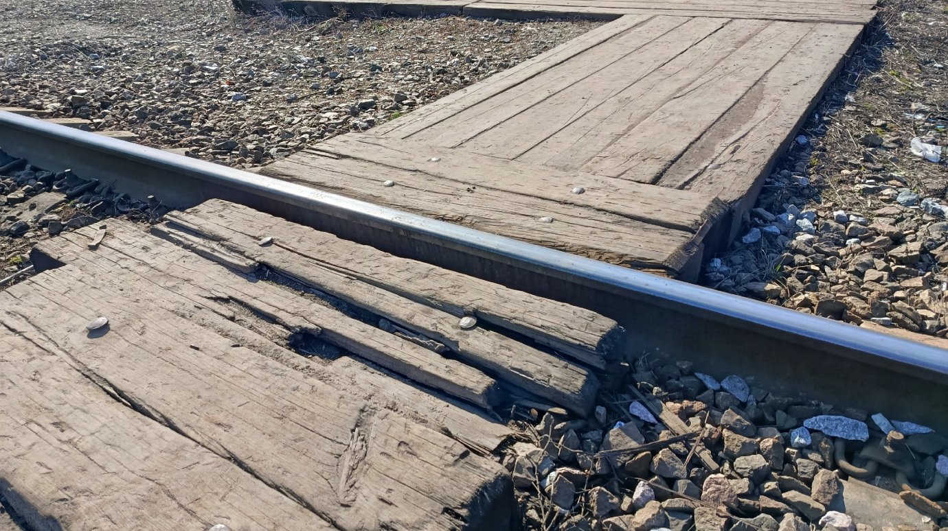 Переход на ул. Литвинова и подступы к нему требуют обновления