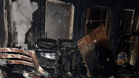 При пожаре на ул. Островского спасли 10 человек, один погиб