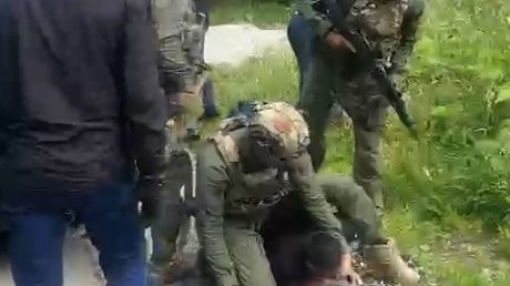 Двое пензенцев попытались передать изделия двойного назначения