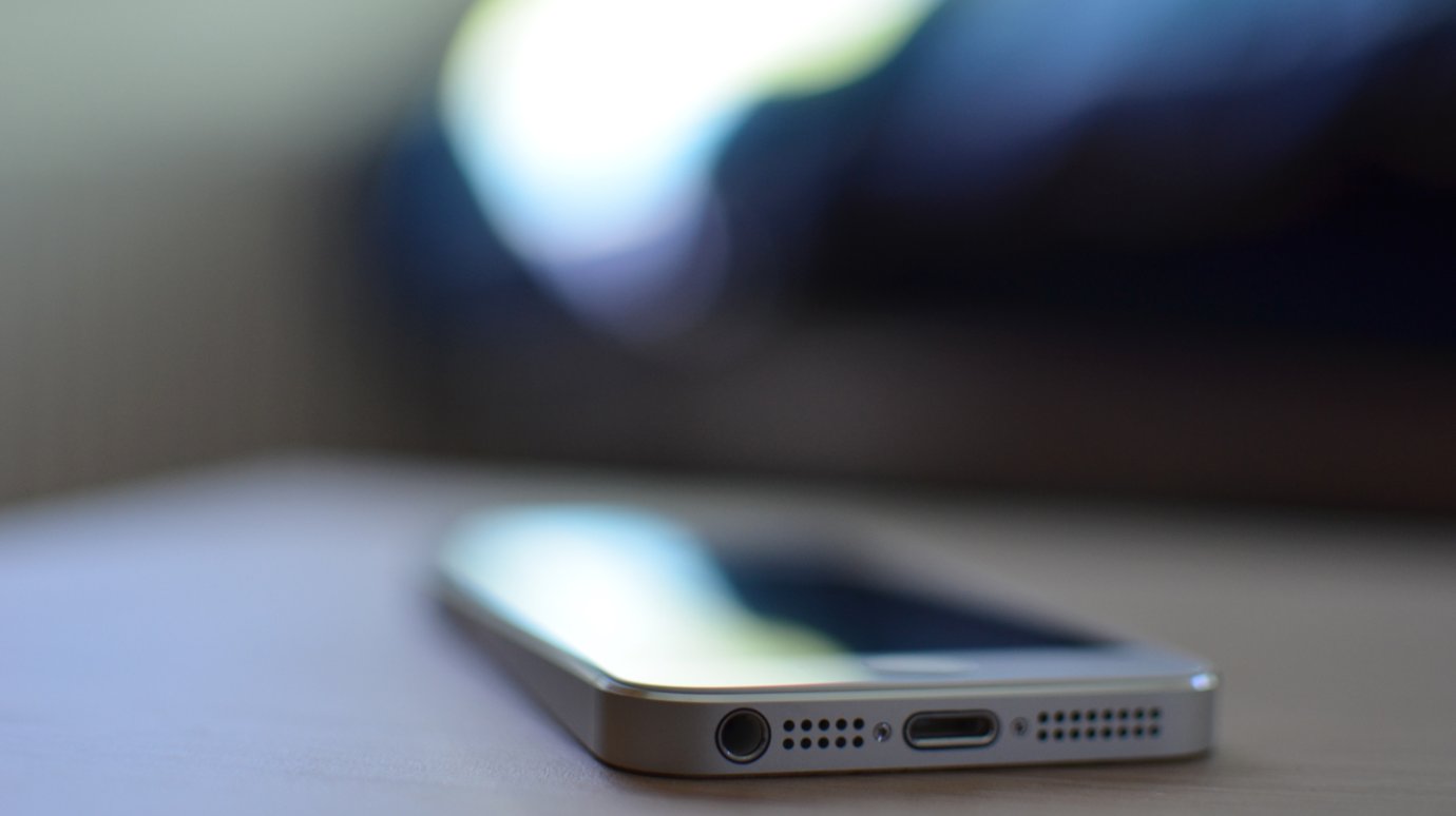 Психолог предупредила о тяжелых последствиях пребывания детей в гаджетах