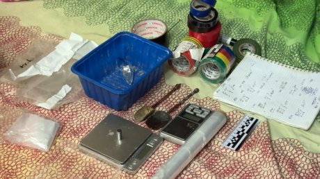 В Пензе в Арбекове задержали вооруженного закладчика