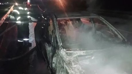 На трассе в Городищенском районе загорелся легковой автомобиль