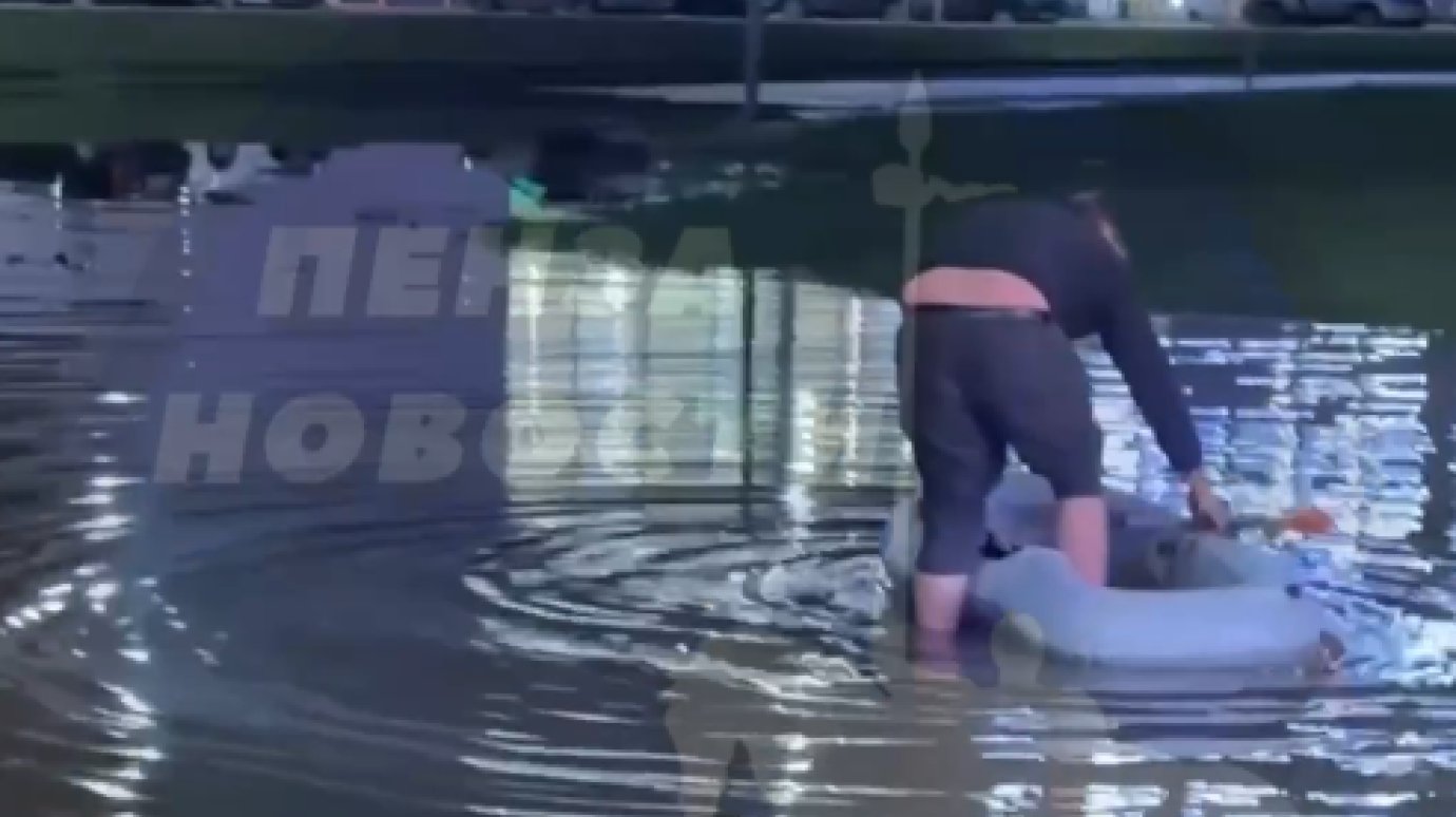 Пензенцы начали плавать на лодках в «Арбековском проливе»