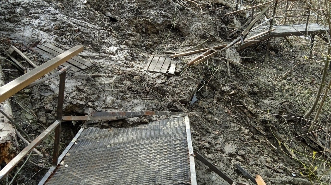 Лестница на Ласточку оказалась разрушена