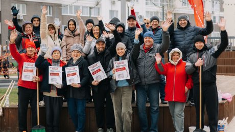 Жители и сотрудники «Рисана» вышли на традиционную весеннюю уборку