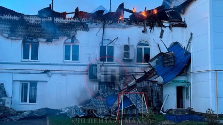 Появились кадры с места серьезного пожара в Засечном