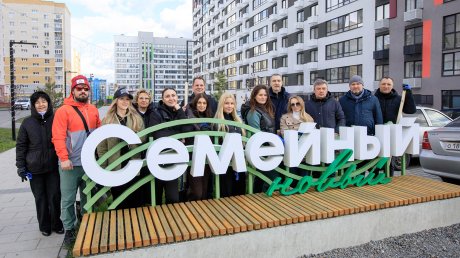 Команда ГК «Альянс» высадила деревья в ЖК «Семейный»