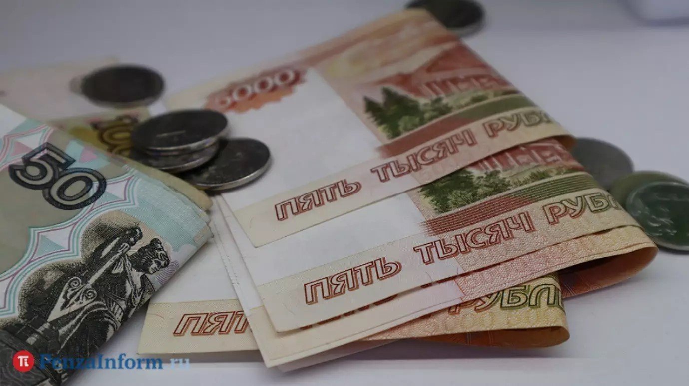 Некоторым россиянам посоветовали не ждать роста зарплат