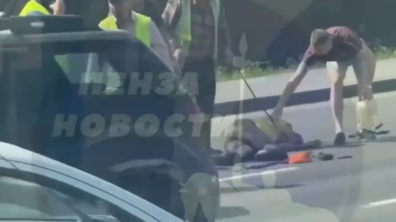 В Пензе двое мужчин чуть не погибли в люке на Шуисте