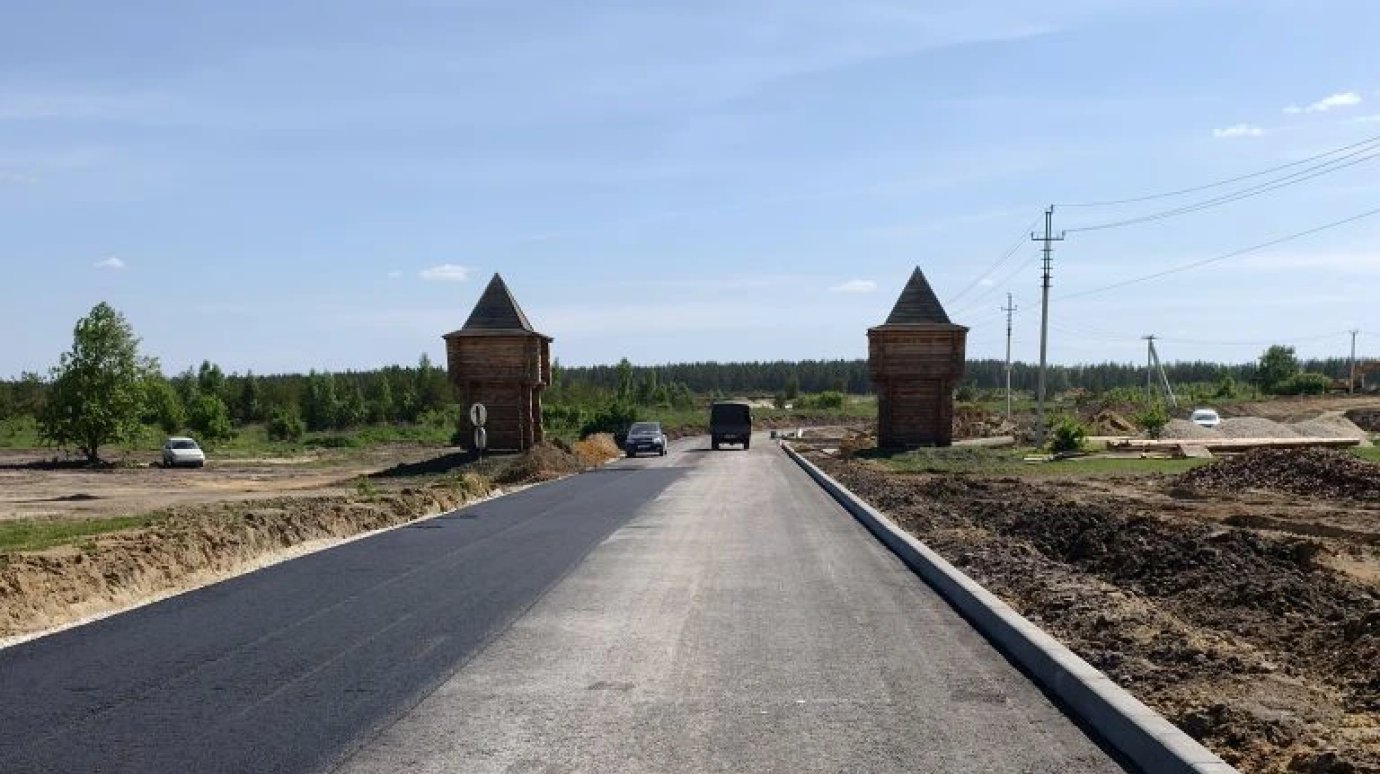 В Кузнецком районе ремонтируют и строят дороги к площадке Сабантуя