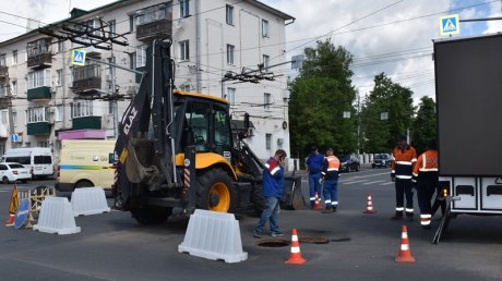 Ресурсники готовятся к ремонту трубопровода на ул. Суворова в Пензе