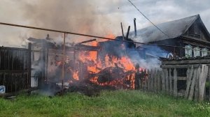 В Кузнецком районе из-за молнии загорелась крыша жилого дома