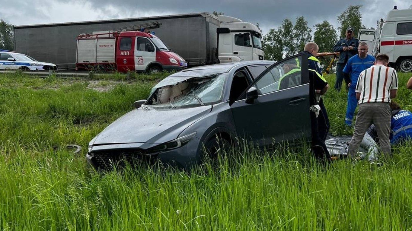 В Городищенском районе перевернулся автомобиль Mazda