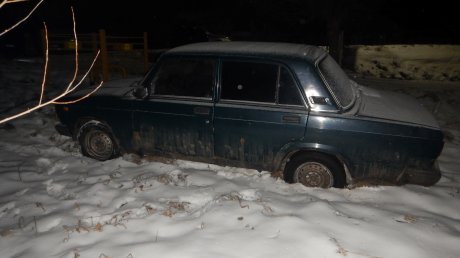 Уроженец Каменки из-за нужды ограбил склад и угнал автомобиль