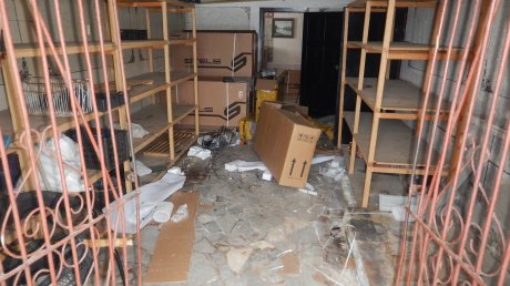 Уроженец Каменки из-за нужды ограбил склад и угнал автомобиль