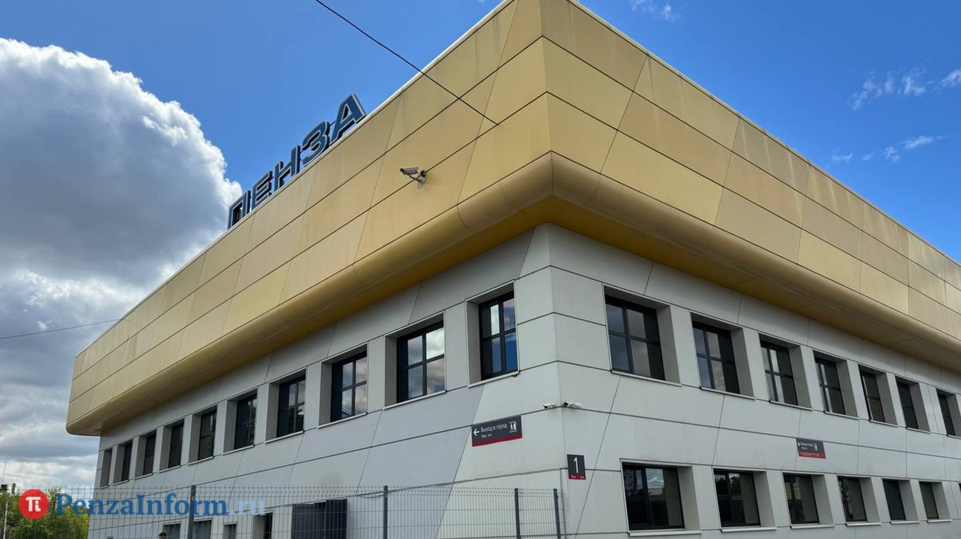 В праздники изменится расписание пригородных поездов