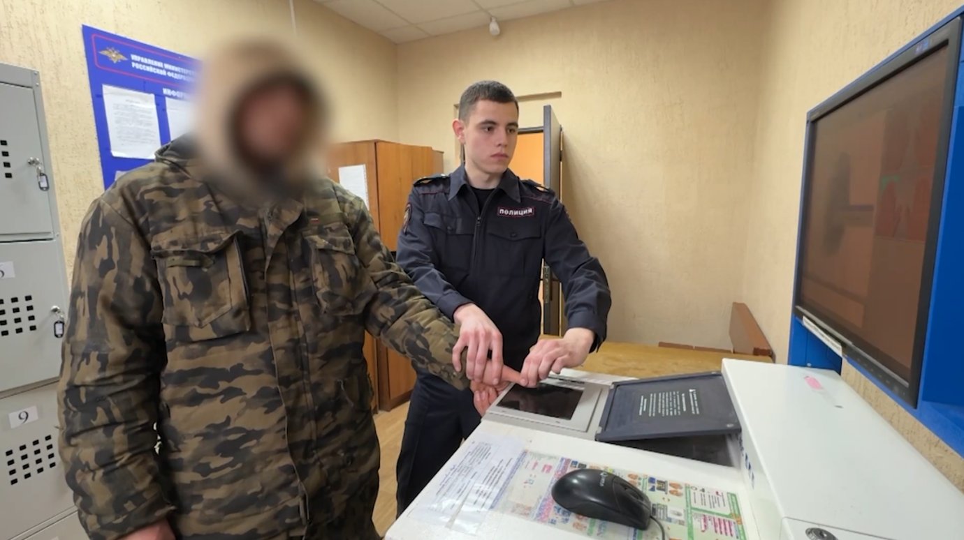 В Пензе муж и жена стали фиктивными работодателями для мигрантов