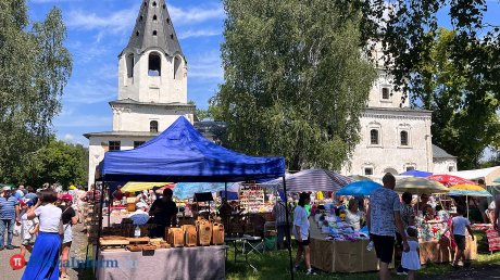 На Тихвинской ярмарке организуют фестиваль «Малосольные - и точка!»