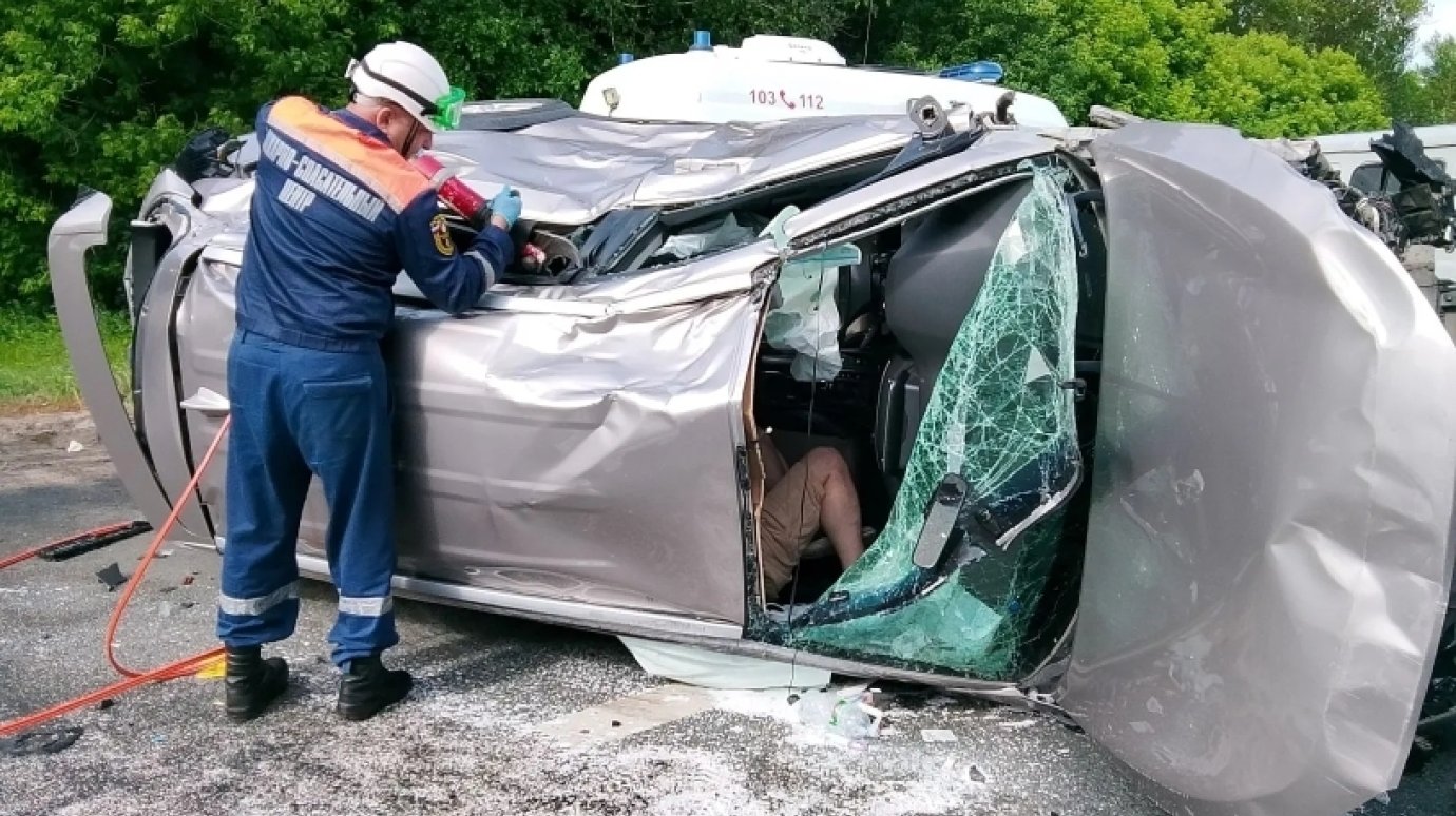 На М-5 в Нижней Елюзани столкнулись 4 машины, есть пострадавшие