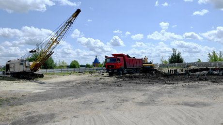 Бассейн в Заре планируют сдать к концу года