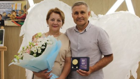В Пензе 70 супружеских пар получили медаль «За любовь и верность»