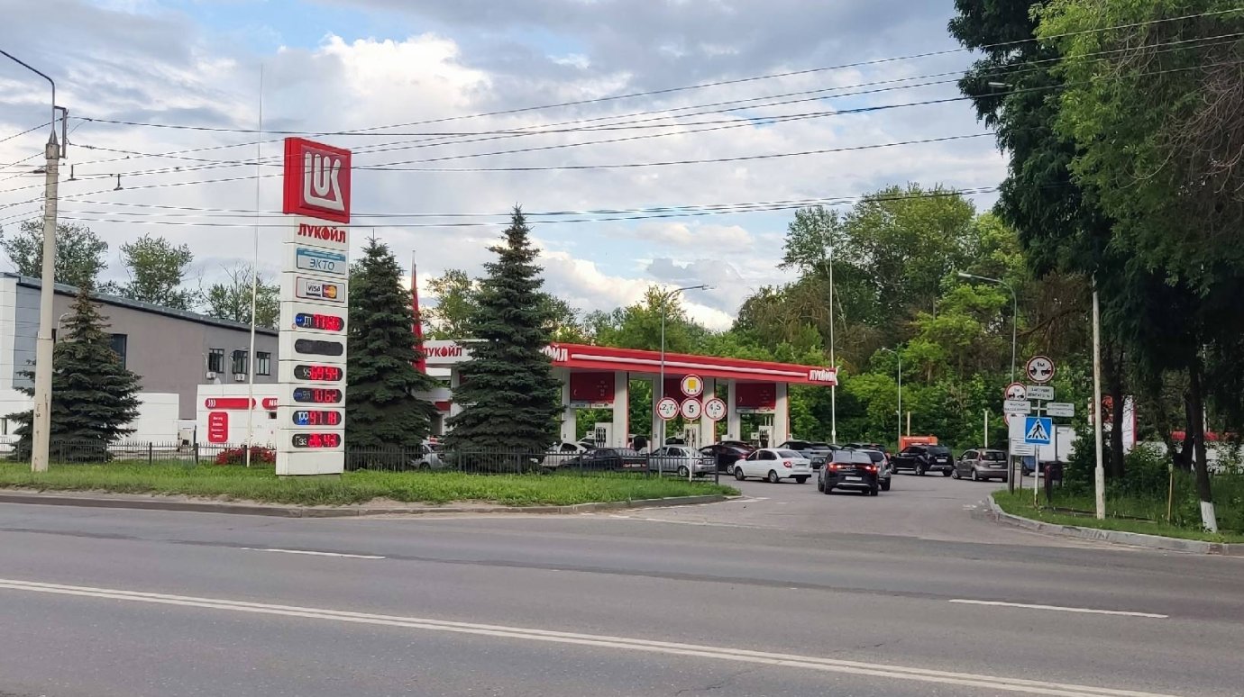 Могут ли многодетные и инвалиды заправляться на АЗС без очереди?