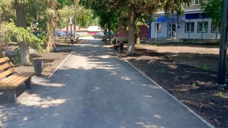 В Кузнецке заливают фундамент под памятник участникам СВО