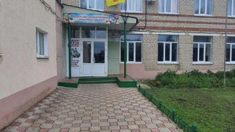 В Нижнем Ломове стихия повредила пристрой к зданию техникума
