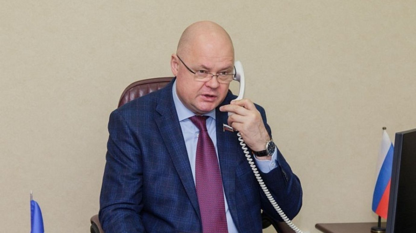 Вадим Супиков посодействовал ремонту дороги к кадетской школе