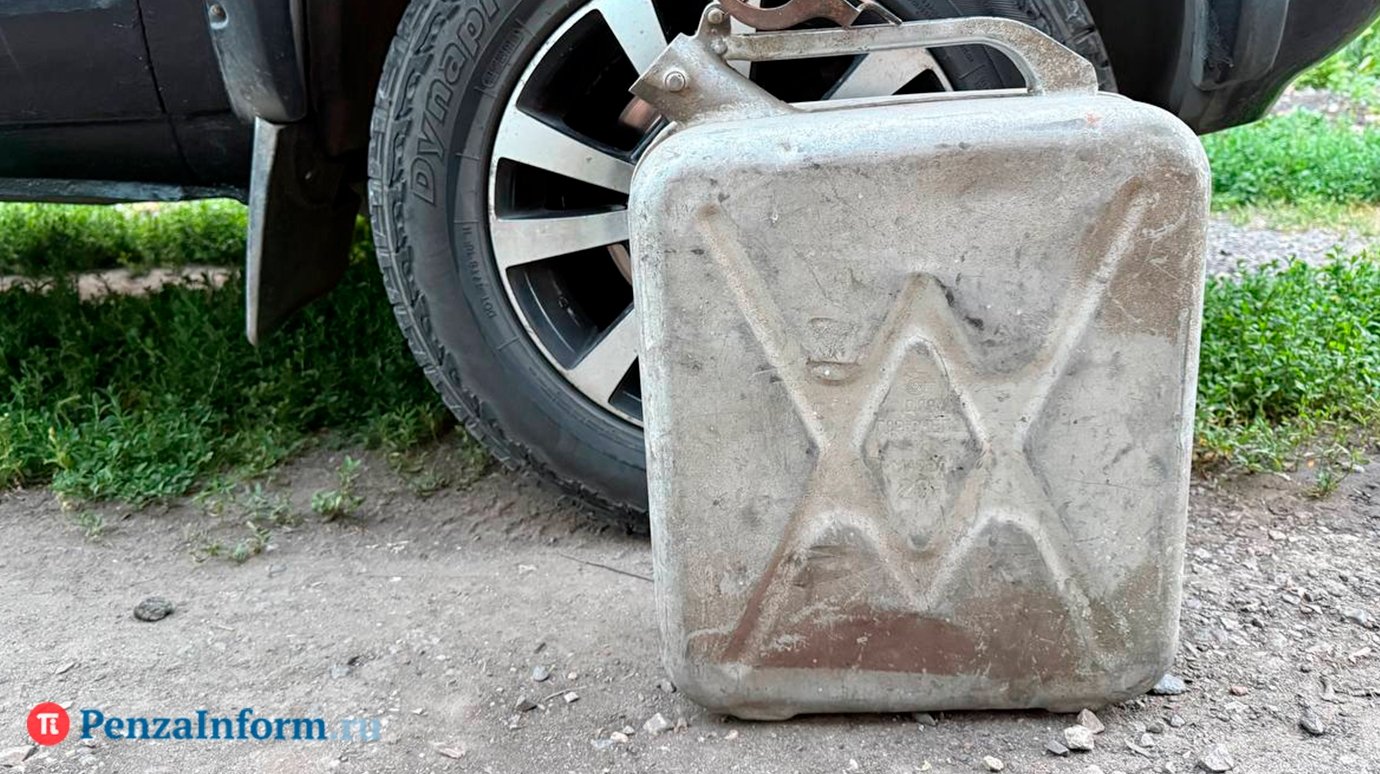 Запрет на отпуск топлива в потребительскую тару отменен
