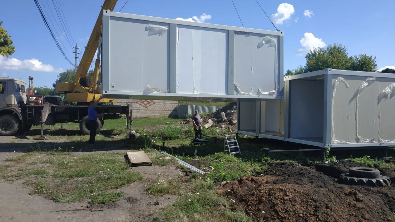 В селе Марат Башмаковского района началась установка ФАПа
