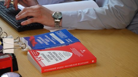 В Пензе преподавателя вуза подозревают в обмане студентов