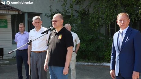 Олег Мельниченко передал Заречному 4 новых автобуса