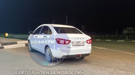 В Трофимовке автолюбительница протаранила очередь на АЗС
