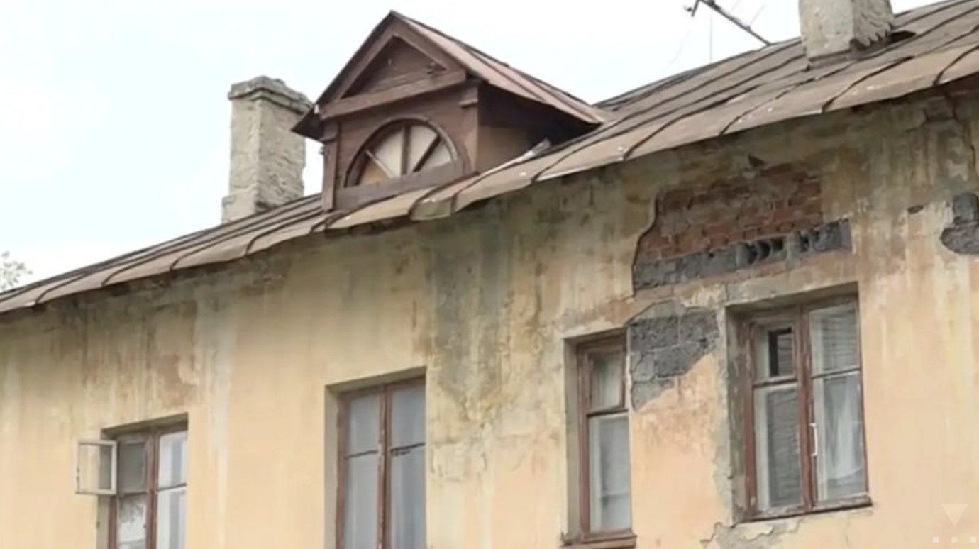 Аварийный дом на ул. 9 Января в Пензе привлек внимание главы СКР