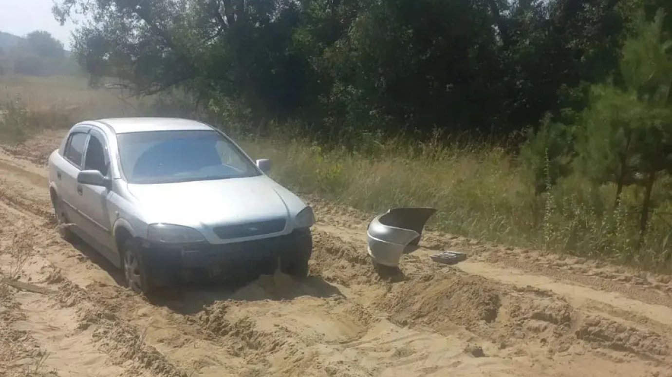 Жители села в Кузнецком районе пожаловались на убитую дорогу