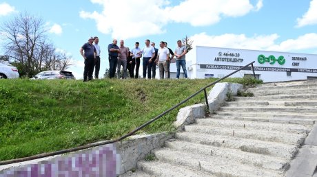 В Пензе обновят обе лестницы на улице 8 Марта