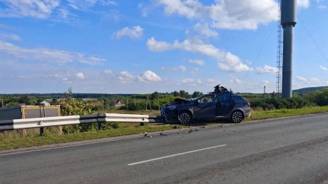 В Бековском районе в ДТП погиб пассажир «Лады-Весты»