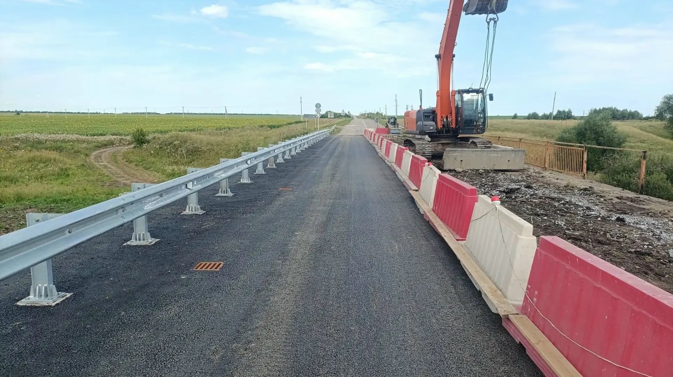 На двух мостах через Сердобу открыли движение по одной полосе